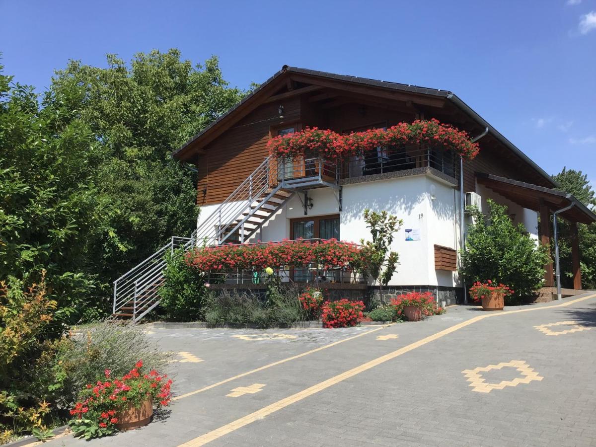 Dravecz Apartman Balatonlelle Extérieur photo
