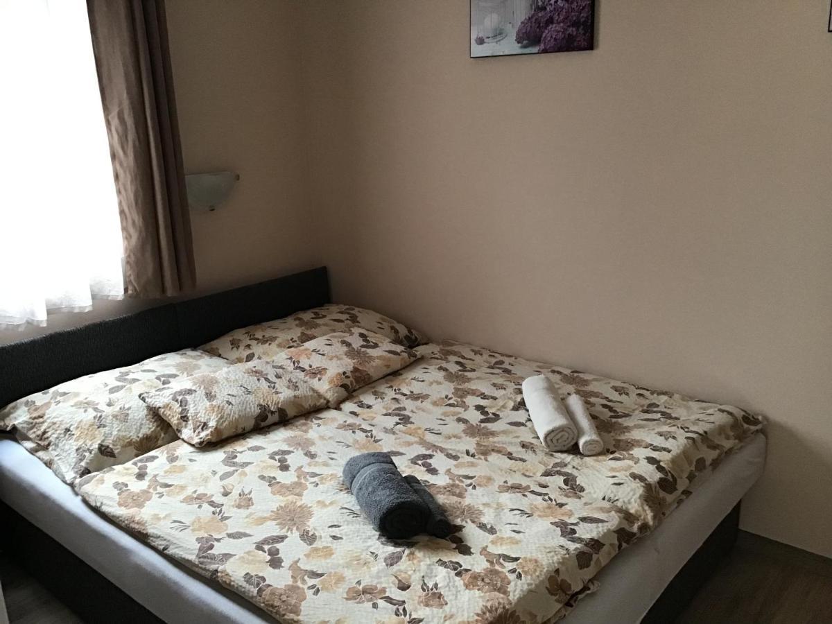 Dravecz Apartman Balatonlelle Extérieur photo