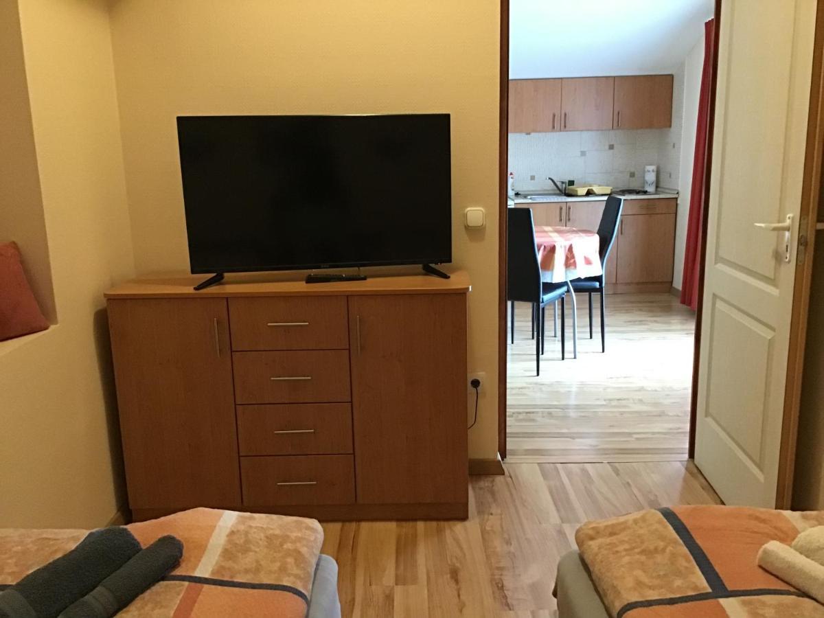 Dravecz Apartman Balatonlelle Extérieur photo