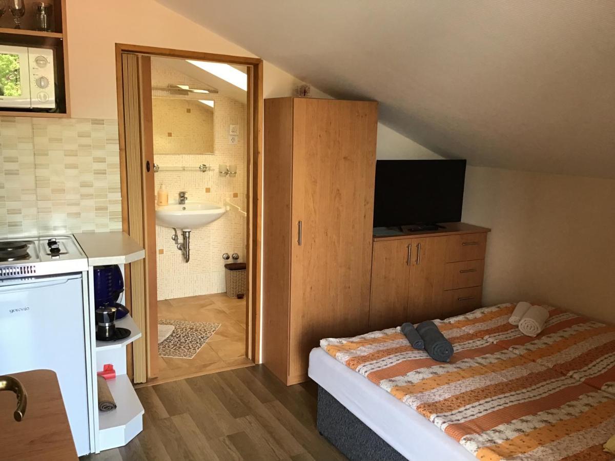 Dravecz Apartman Balatonlelle Extérieur photo