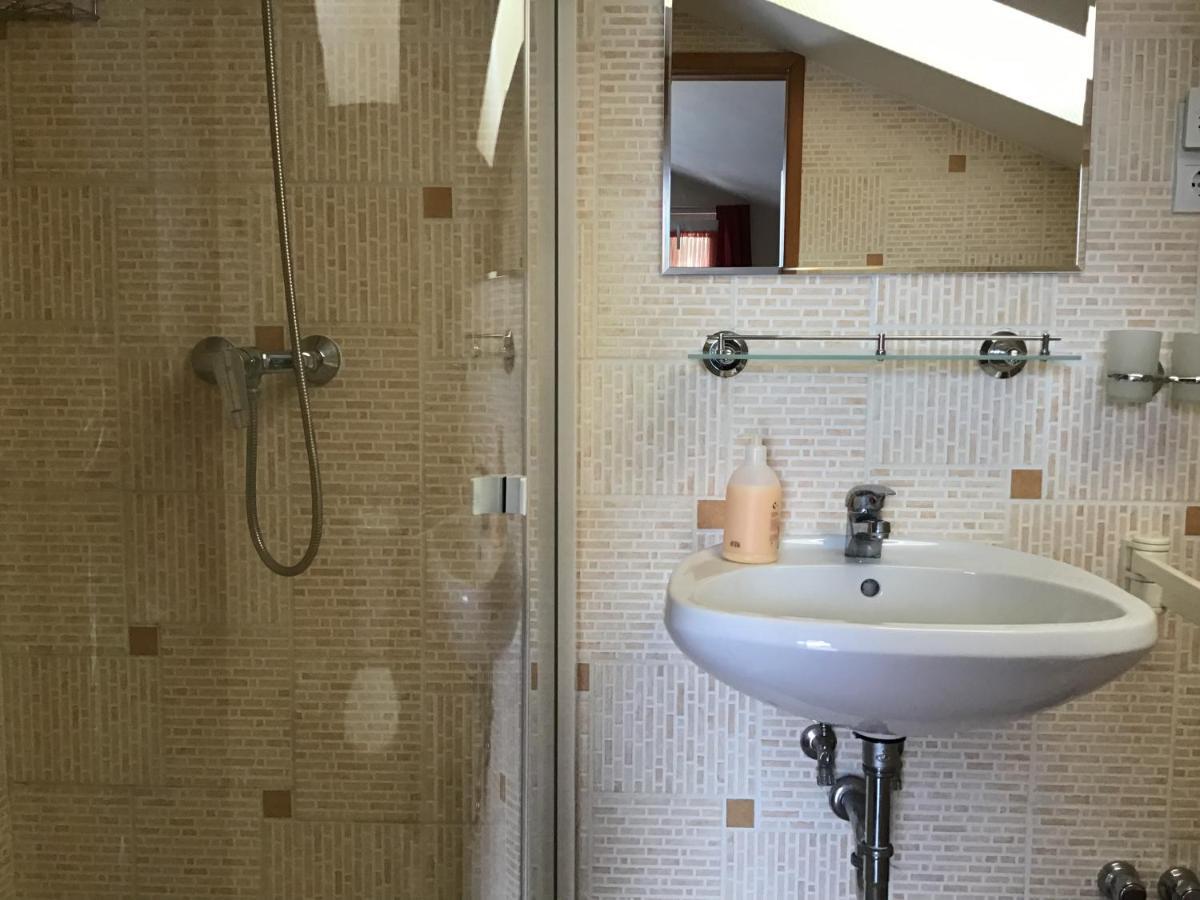 Dravecz Apartman Balatonlelle Extérieur photo